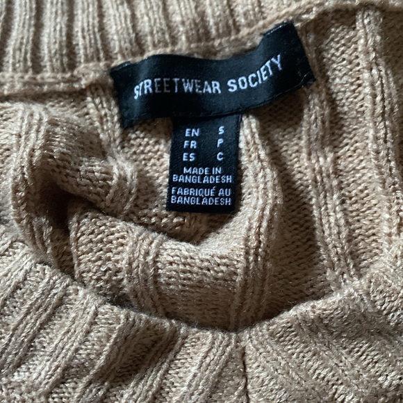 Baggy long sleeve crop top - Picture 3 of 4